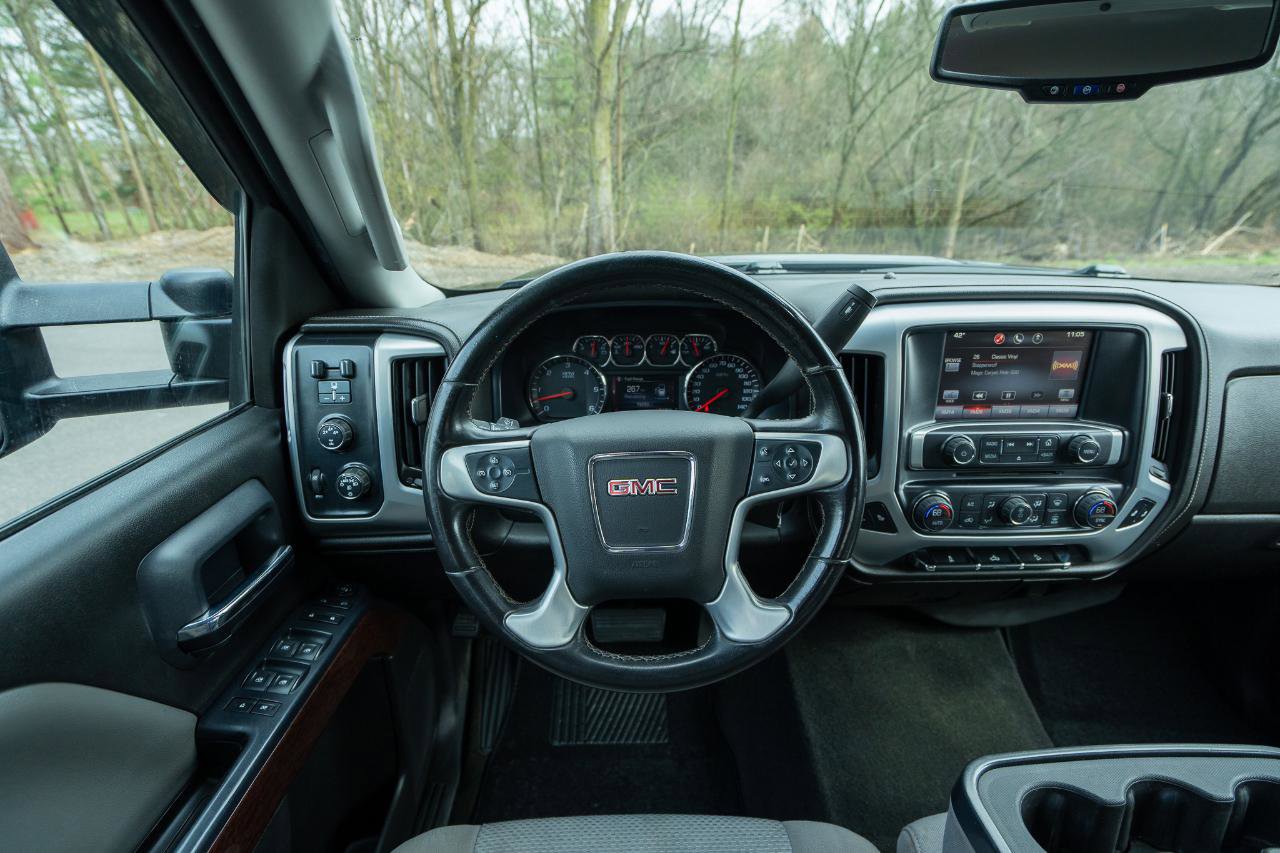 Used 2015 GMC Sierra 2500 SLE w/ SLE Preferred Package image 11