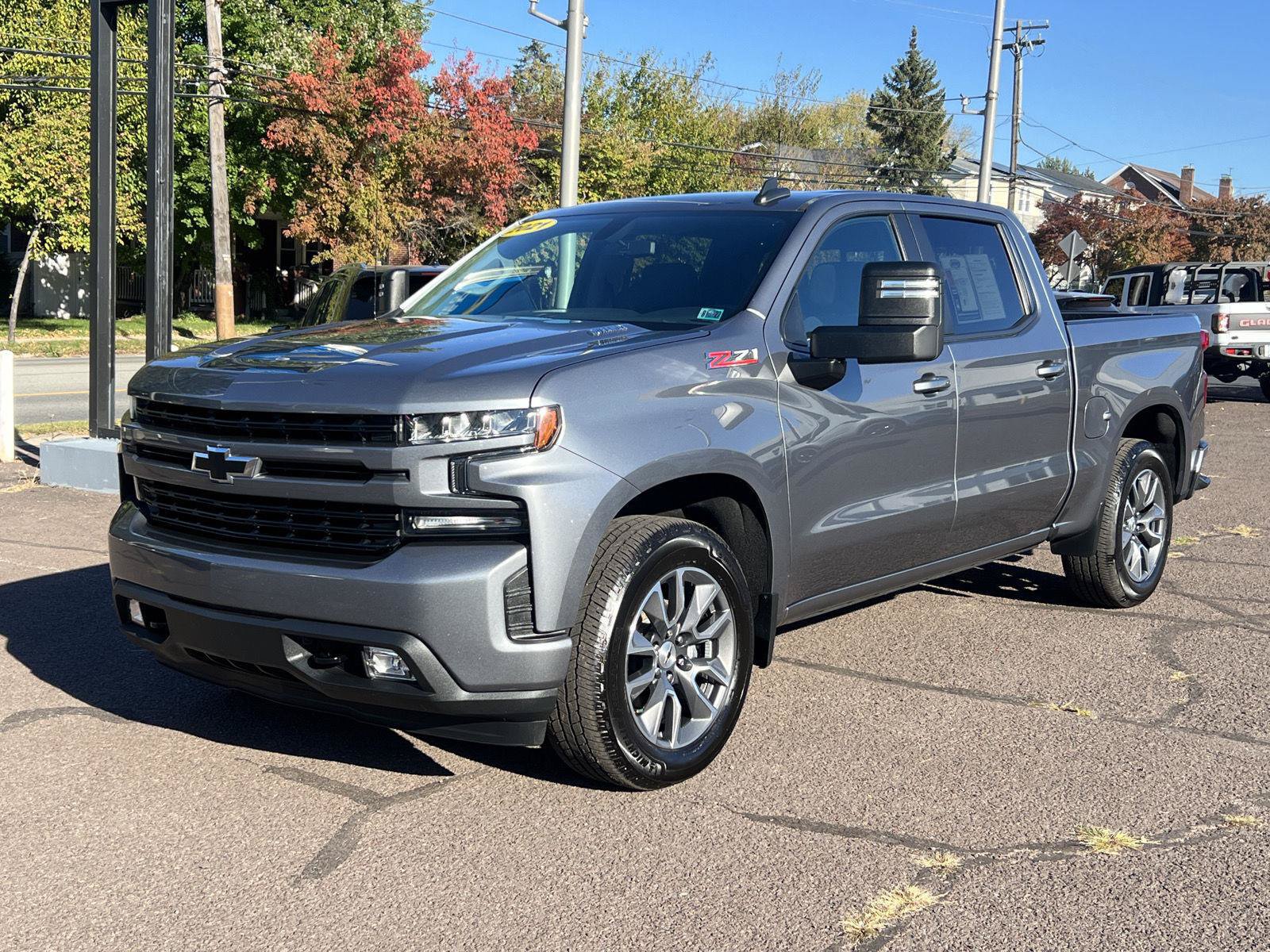 Used 2021 Chevrolet Silverado 1500 RST w/ Convenience Package II AWD/4WD image 3