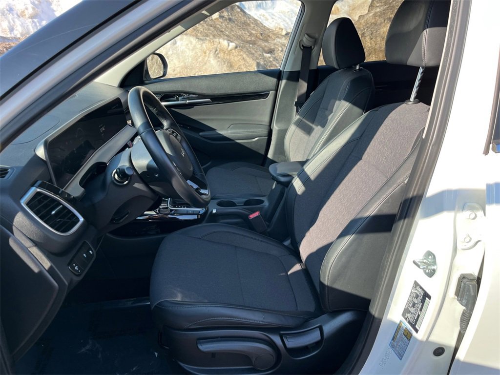 Used 2024 Kia Seltos S image 9