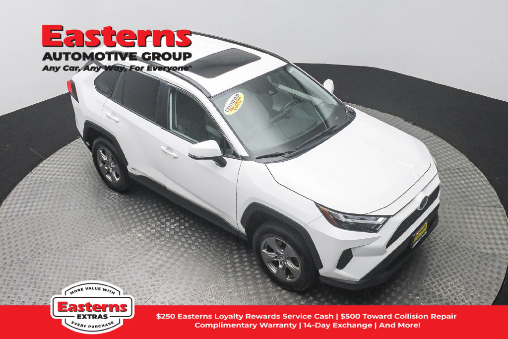 Used 2024 Toyota RAV4 XLE w/ Convenience Package AWD/4WD image 4