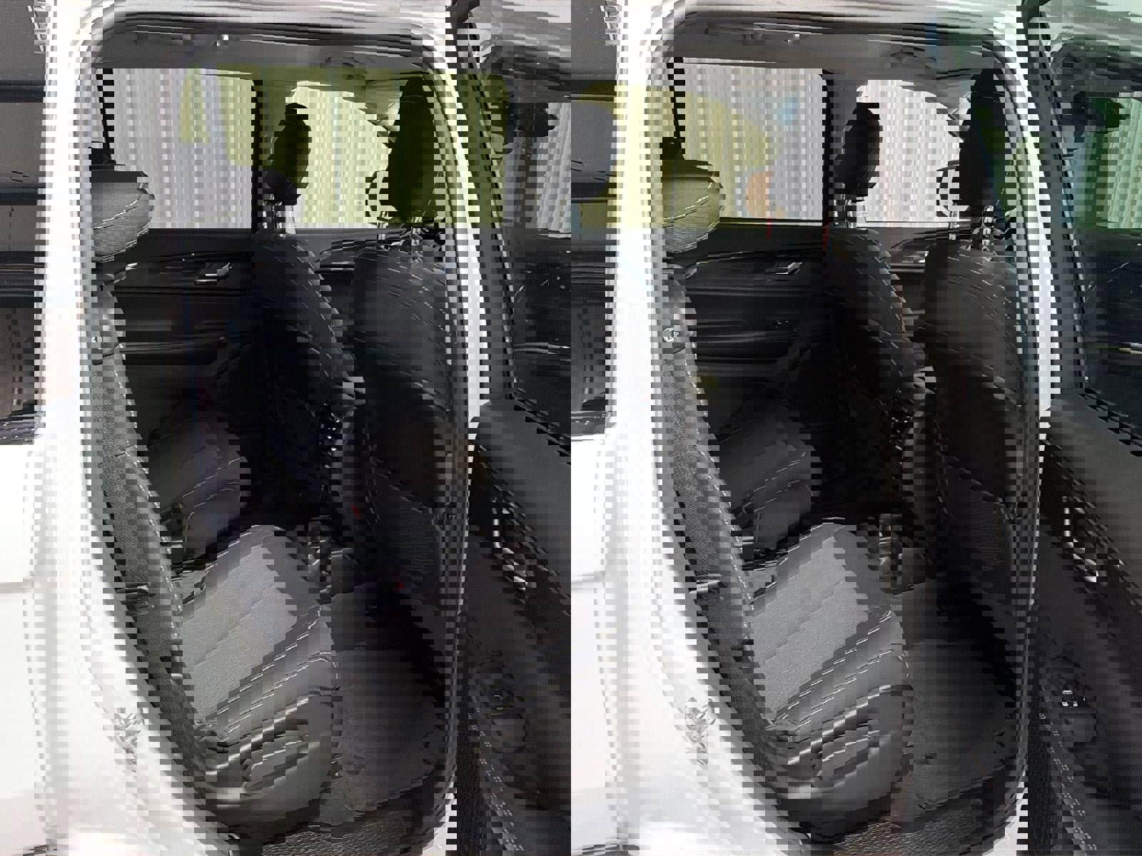 Used 2023 Jeep Grand Cherokee L Laredo w/ Luxury Tech Group I image 14