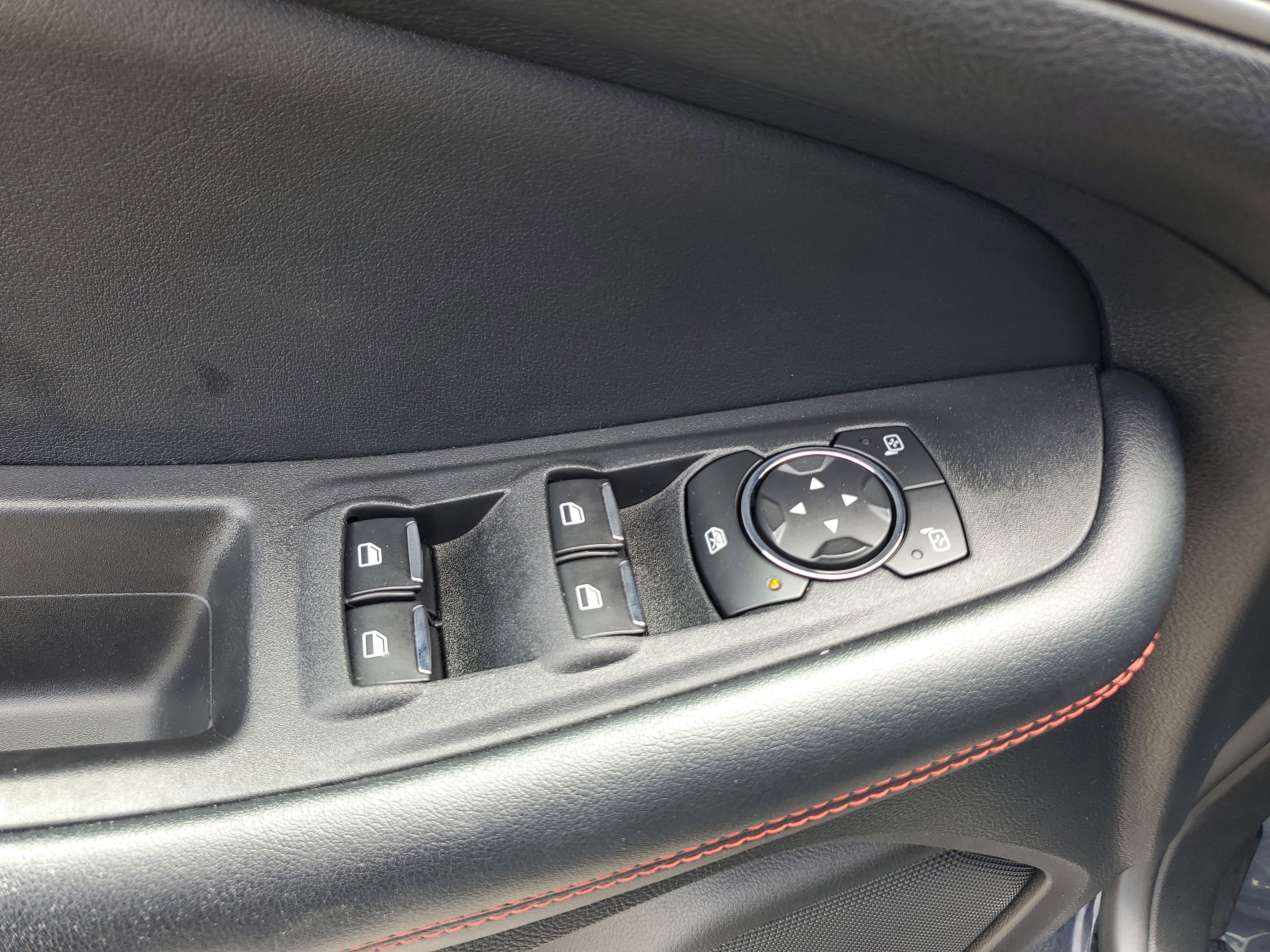 Used 2022 Ford Edge ST-Line AWD/4WD image 28