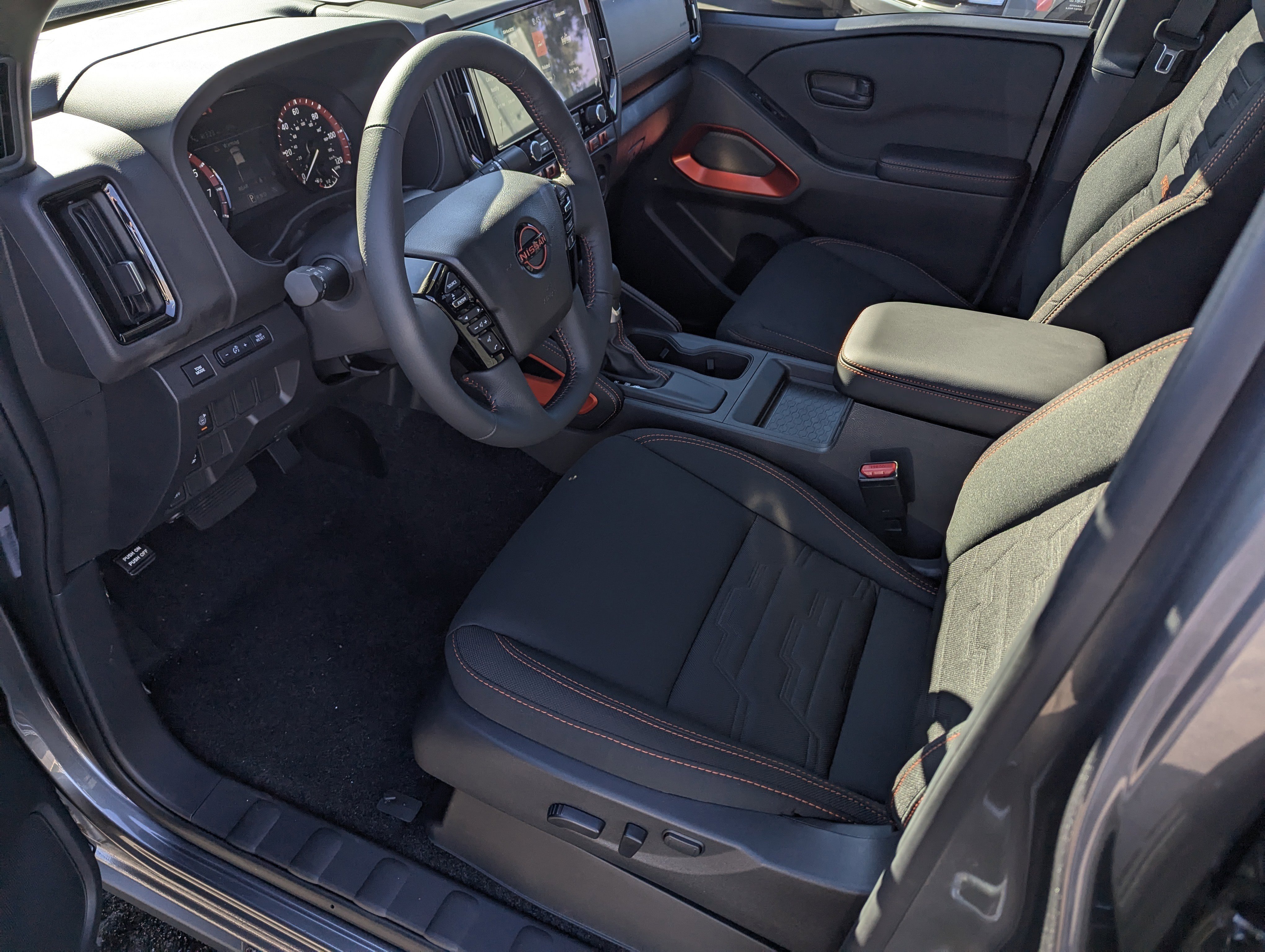 New 2026 Nissan Frontier Pro-X w/ Tow Package image 10