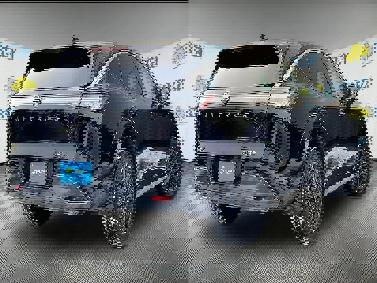 Certified 2025 Nissan Murano Platinum w/ Cargo Package image 6