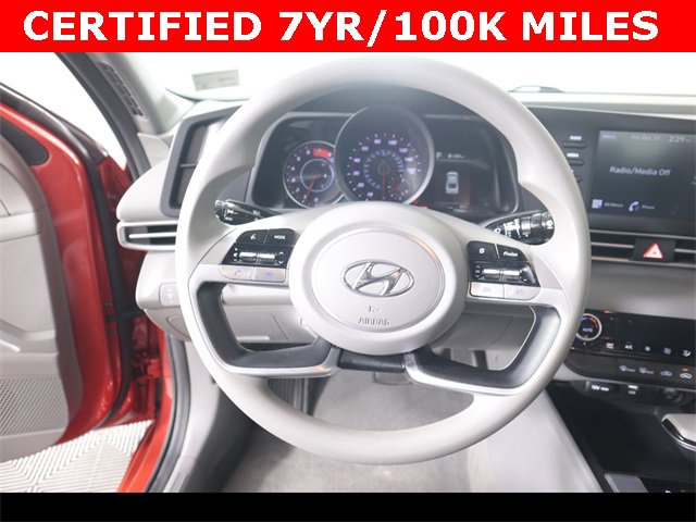 Used 2023 Hyundai Elantra SEL image 25