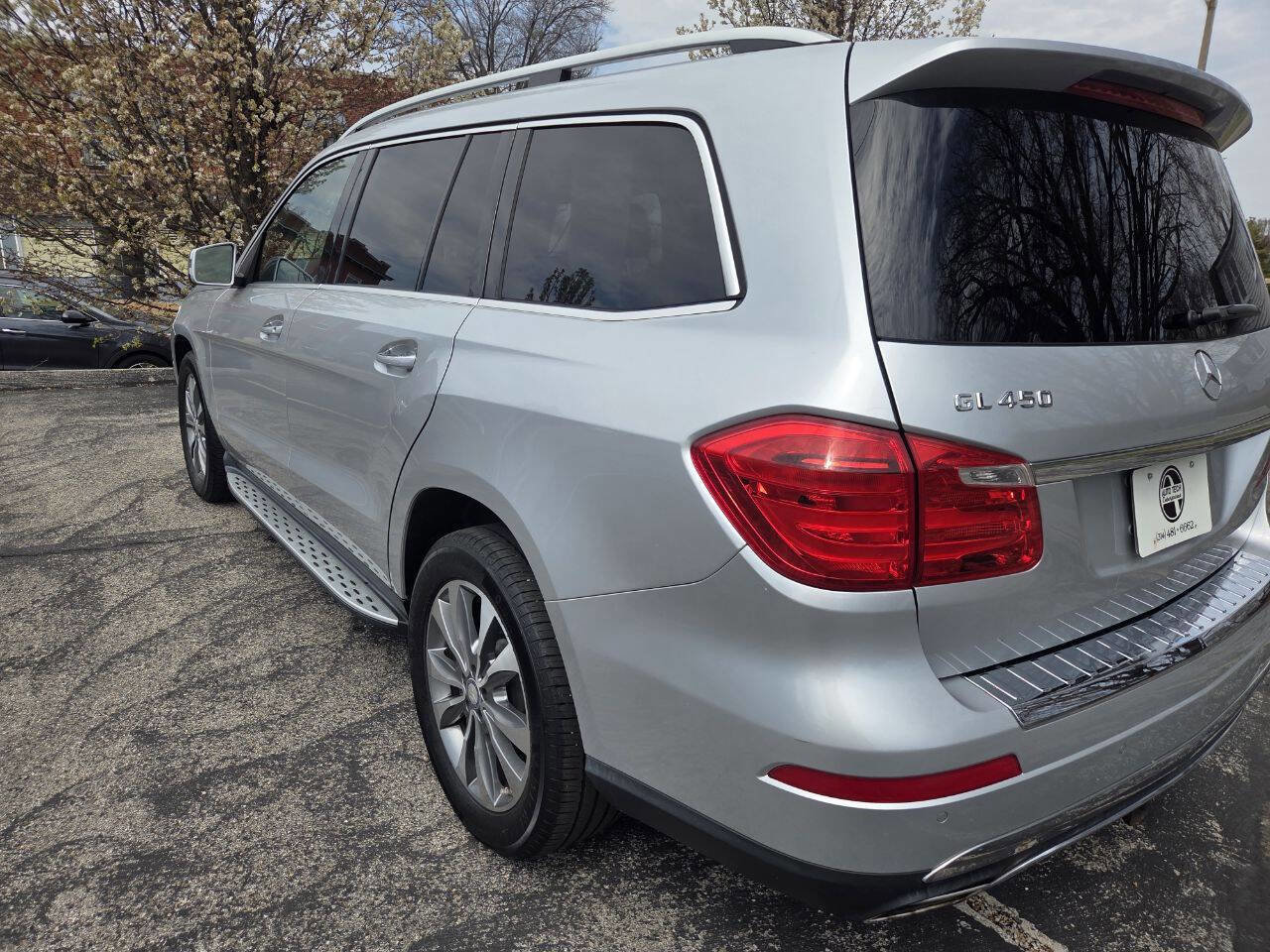 Used 2014 Mercedes-Benz GL 450 4MATIC image 10
