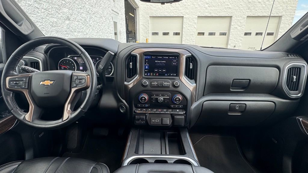 Used 2019 Chevrolet Silverado 1500 High Country w/ Technology Package image 15