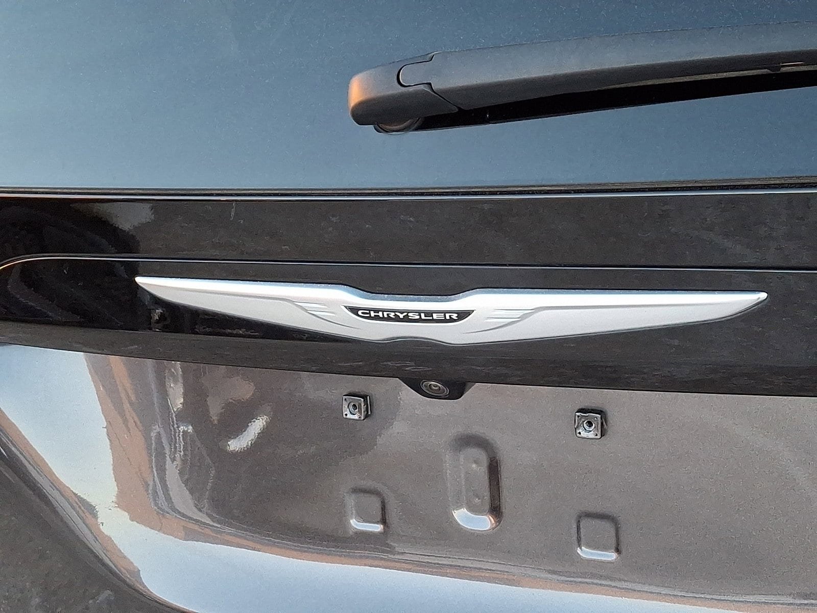 Used 2023 Chrysler Voyager LX FWD image 29