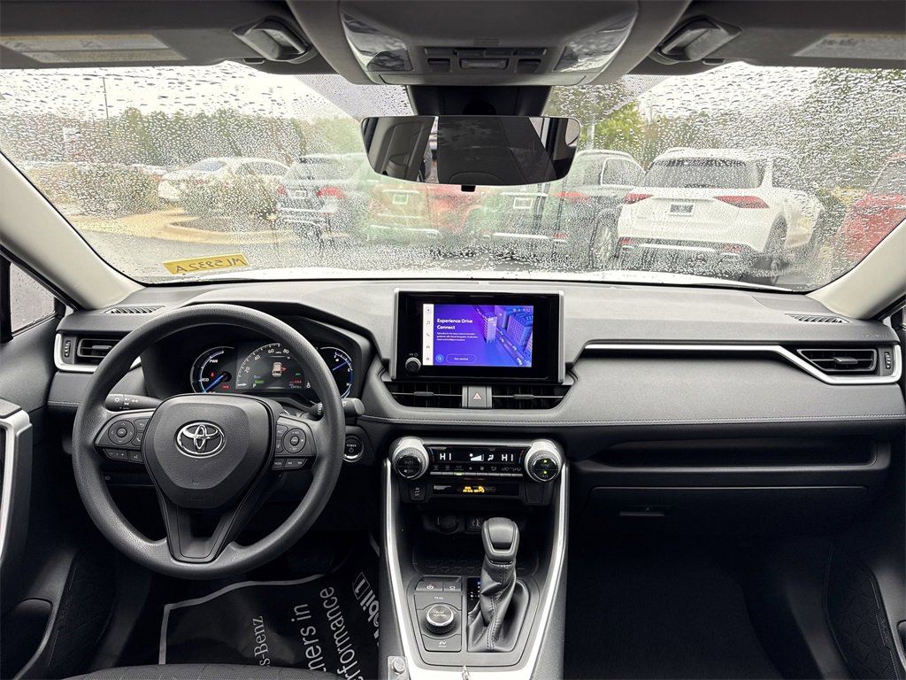 Used 2024 Toyota RAV4 XLE image 22