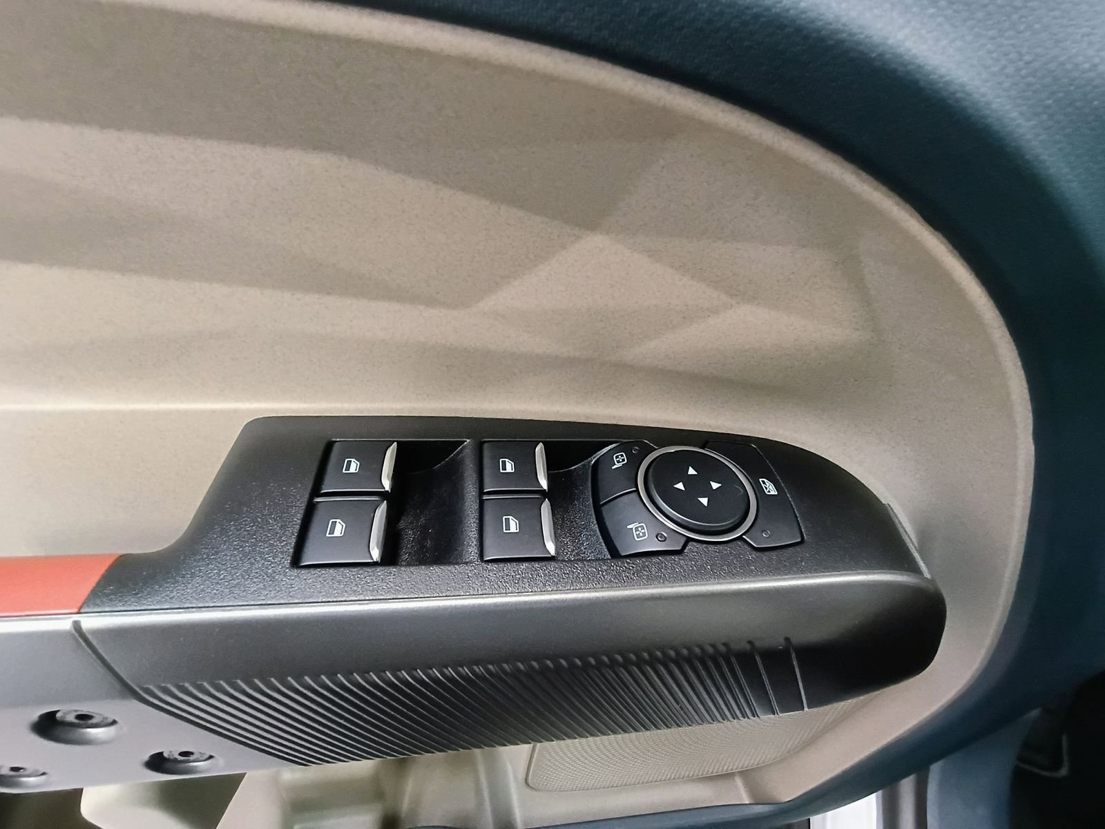 New 2026 Ford Maverick Lariat w/ 4K Tow Package image 7