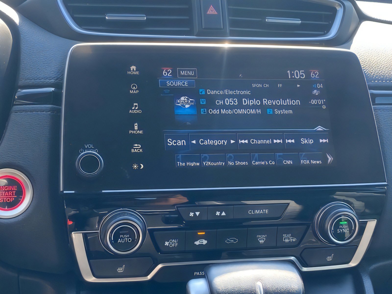 Used 2018 Honda CR-V Touring image 16