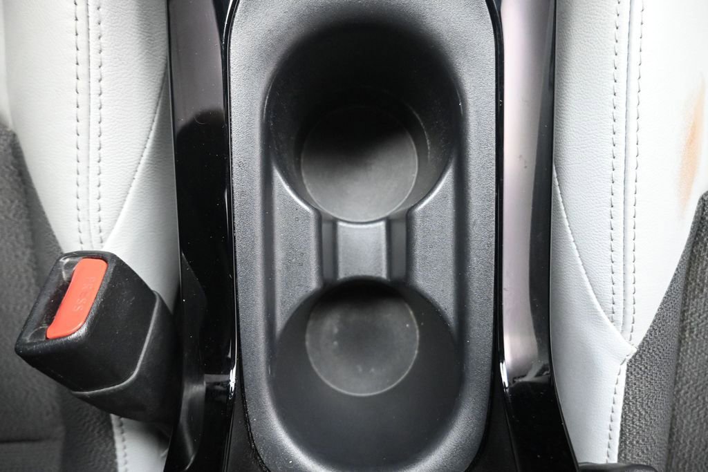 Used 2021 Toyota Corolla XSE FWD image 10