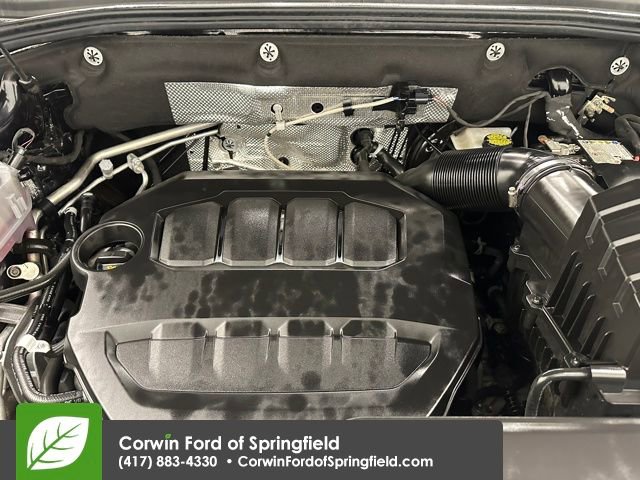 Used 2024 Volkswagen Atlas SEL Premium R-Line image 37