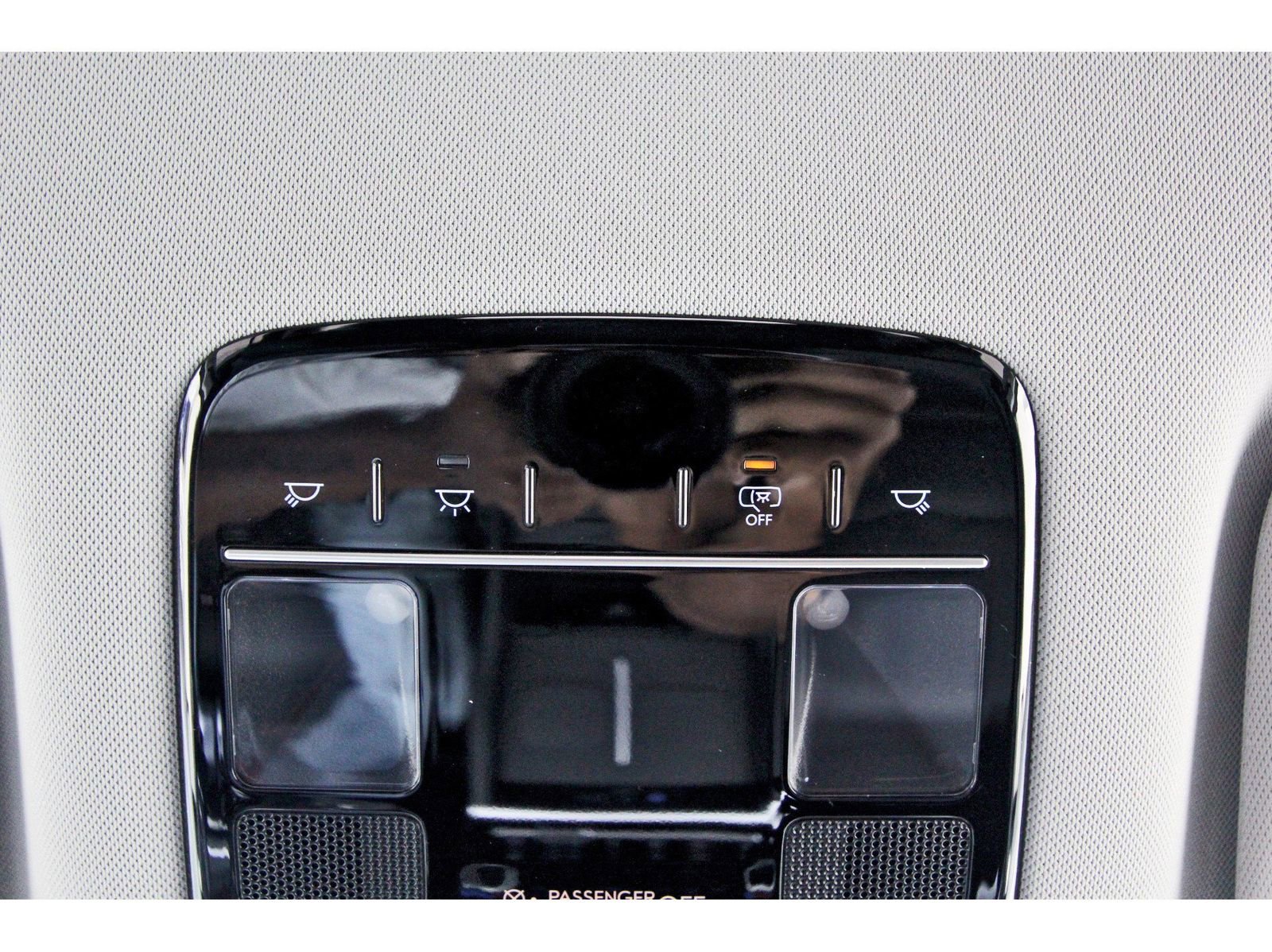 Used 2025 Hyundai Santa Fe SEL image 24