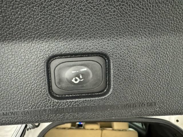 Used 2016 Ford Explorer Limited AWD/4WD image 32