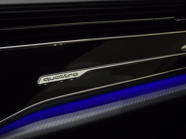 New 2026 Audi SQ8 Prestige image 25