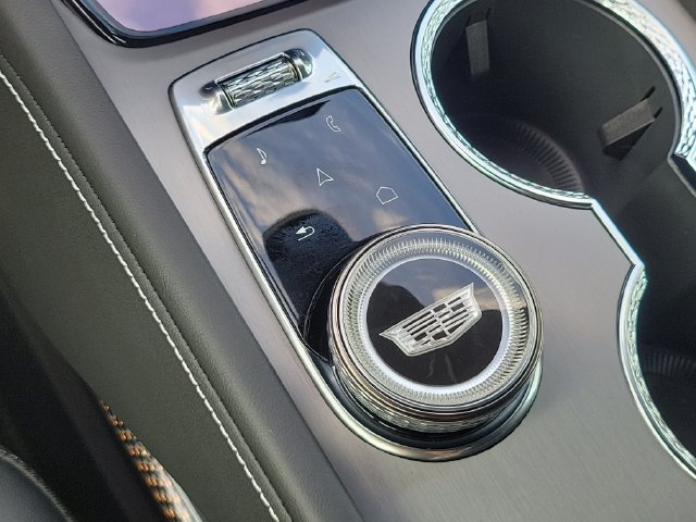 New 2027 Cadillac Vistiq Luxury AWD/4WD image 36