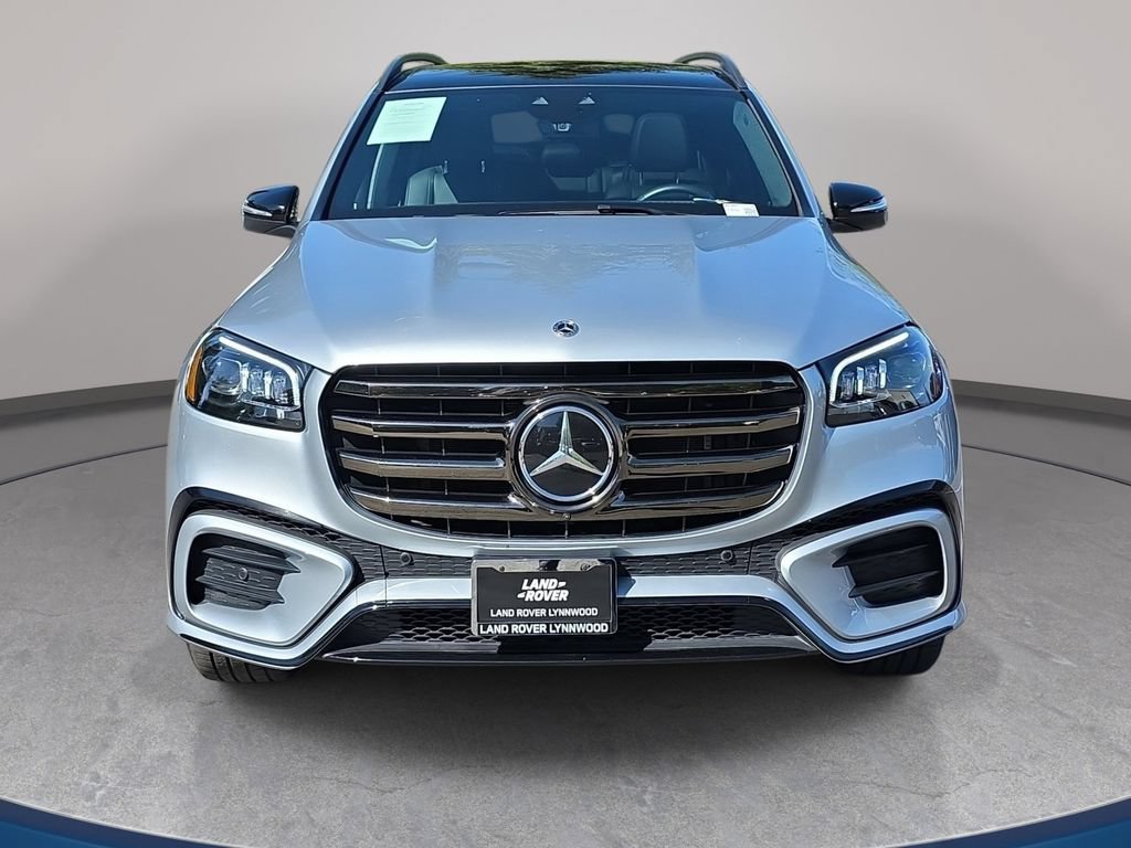 Used 2025 Mercedes-Benz GLS 450 4MATIC w/ AMG Line Exterior image 3
