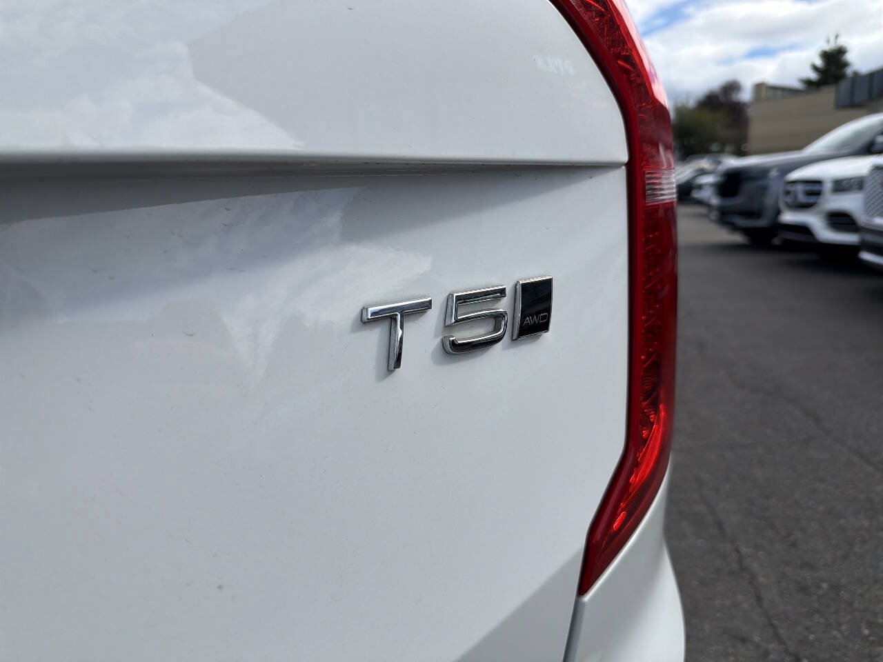 Used 2020 Volvo XC90 T5 Momentum AWD/4WD image 7