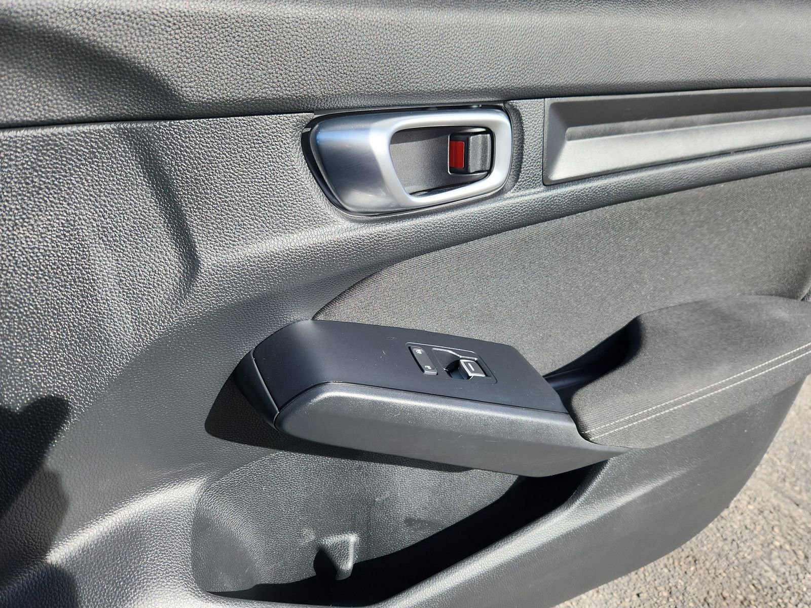 Used 2023 Honda Civic LX image 17