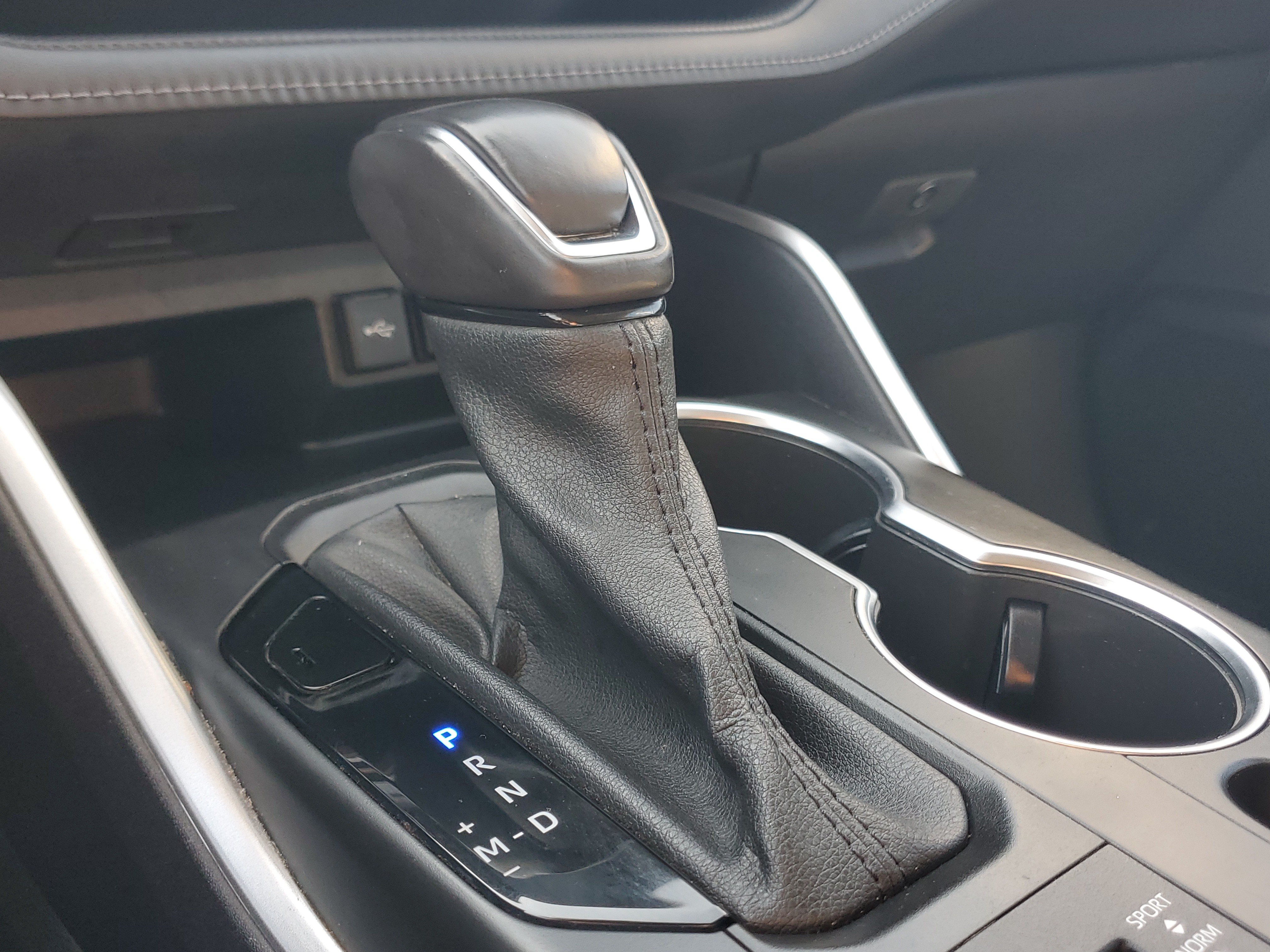 Certified 2021 Toyota Highlander XLE AWD/4WD image 32