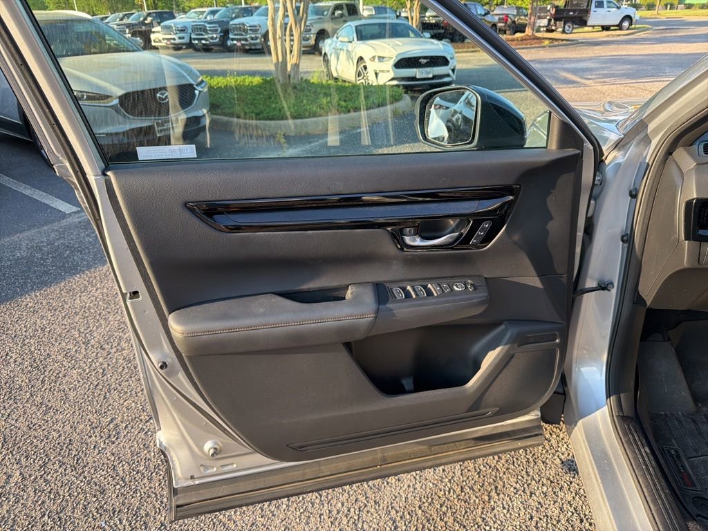 Used 2023 Honda CR-V Sport Touring image 12