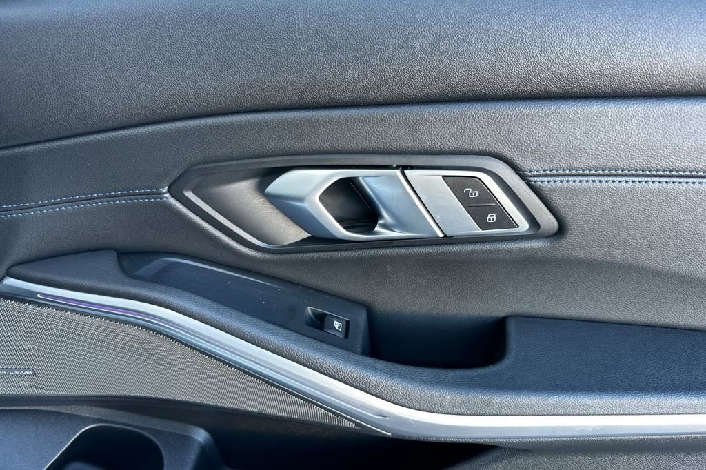 Used 2020 BMW M340i w/ Premium Package image 18