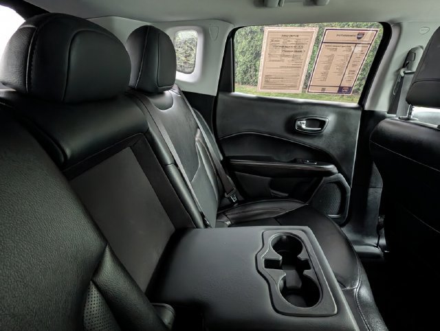 Used 2019 Jeep Compass Limited AWD/4WD image 30