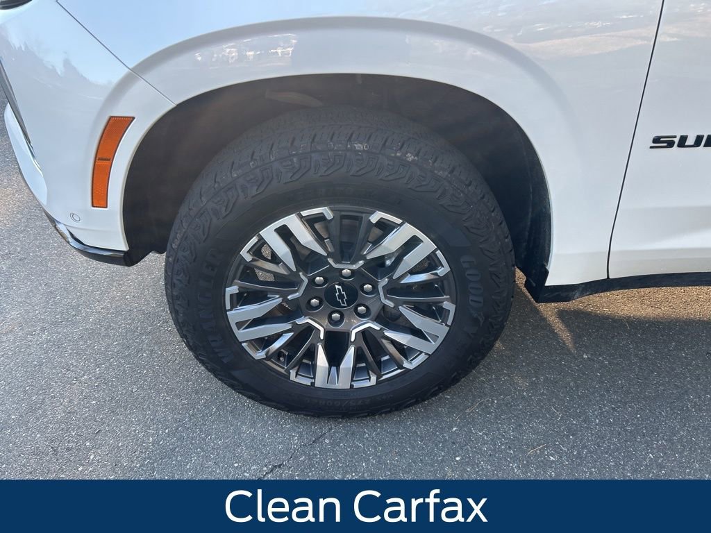 Certified 2025 Chevrolet Suburban Z71 image 4