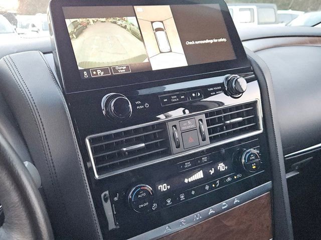 Used 2023 Nissan Armada SL w/ Captain's Chairs Package image 17