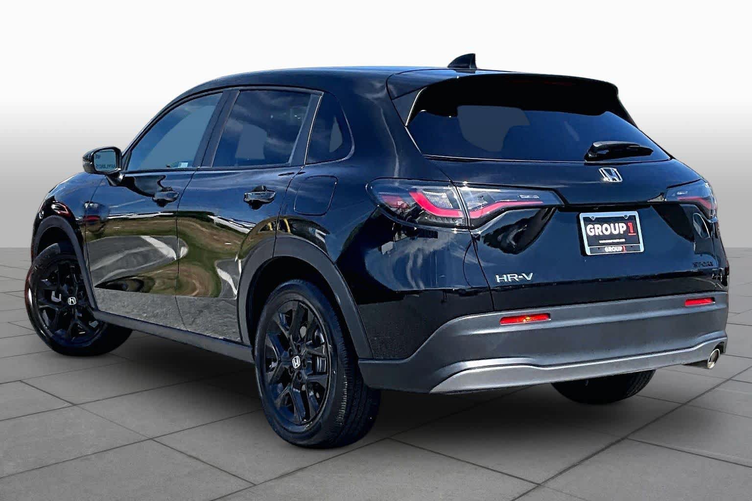 Used 2024 Honda HR-V Sport image 12
