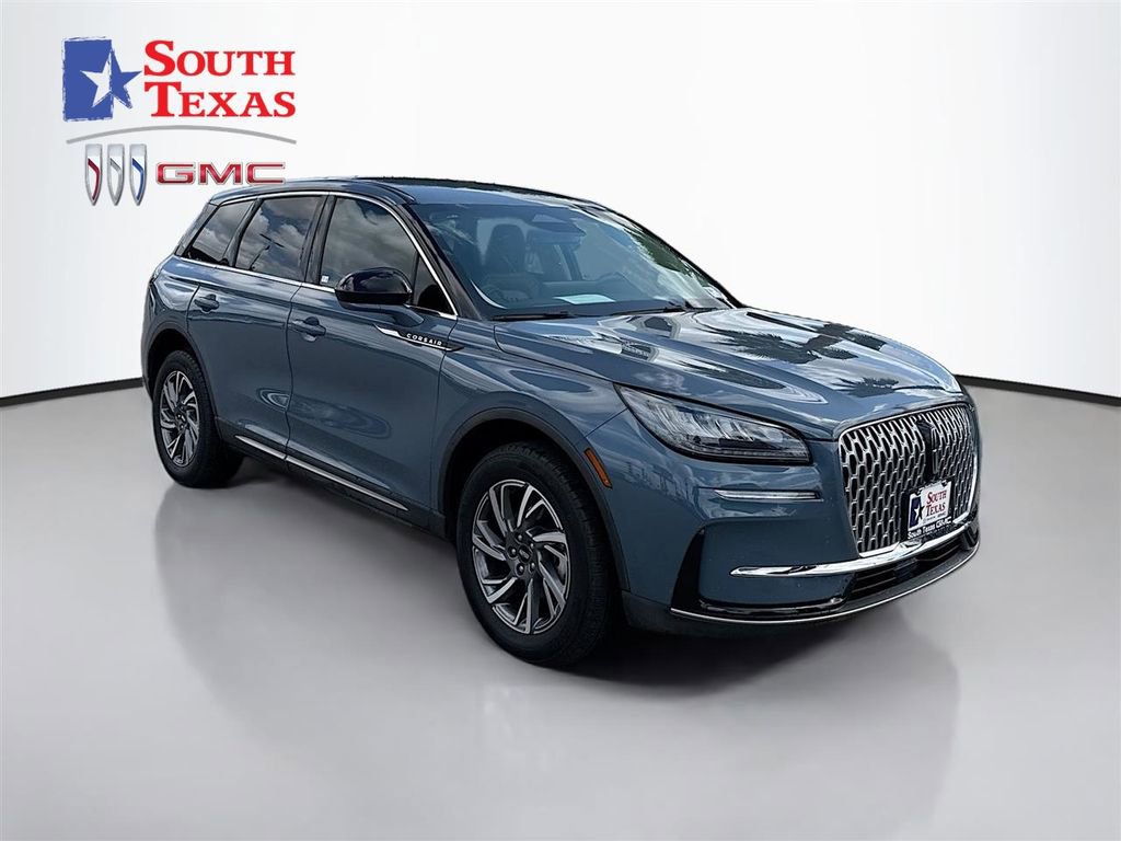 Used 2023 Lincoln Corsair FWD image 1