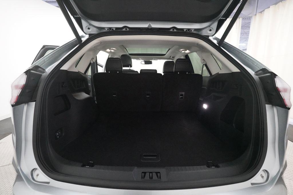 Used 2024 Ford Edge SEL w/ Convenience Package image 10