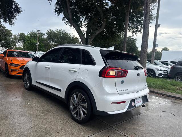 Used 2017 Kia Niro Touring FWD image 11