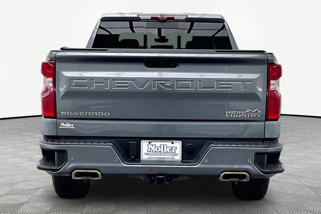 Used 2021 Chevrolet Silverado 1500 High Country w/ Technology Package AWD/4WD image 4