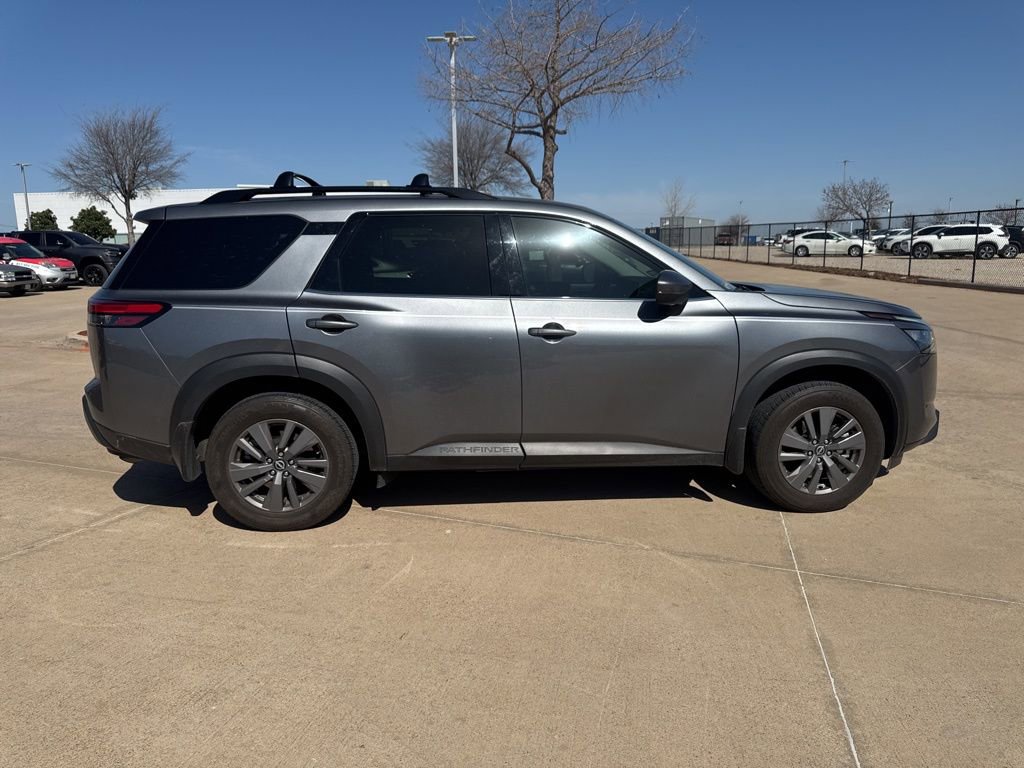 Certified 2024 Nissan Pathfinder SV image 6