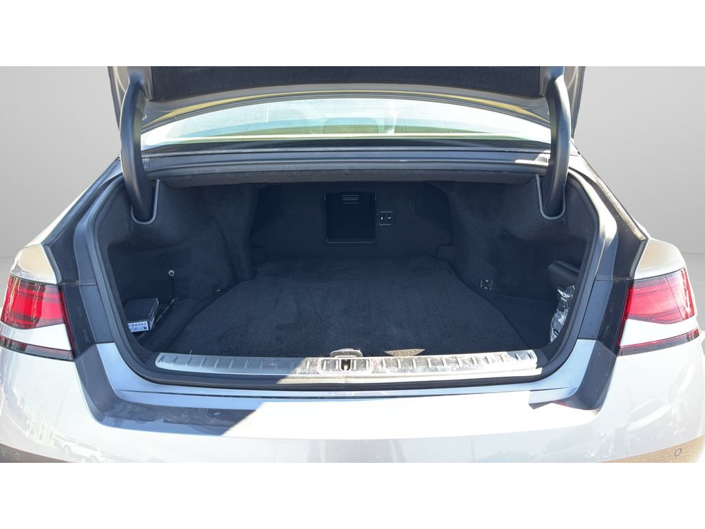 Used 2025 Genesis G90 3.5T AWD/4WD image 19