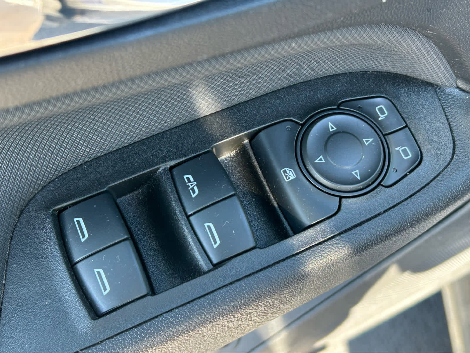 Used 2022 Chevrolet Equinox RS w/ RS Leather Package FWD image 20