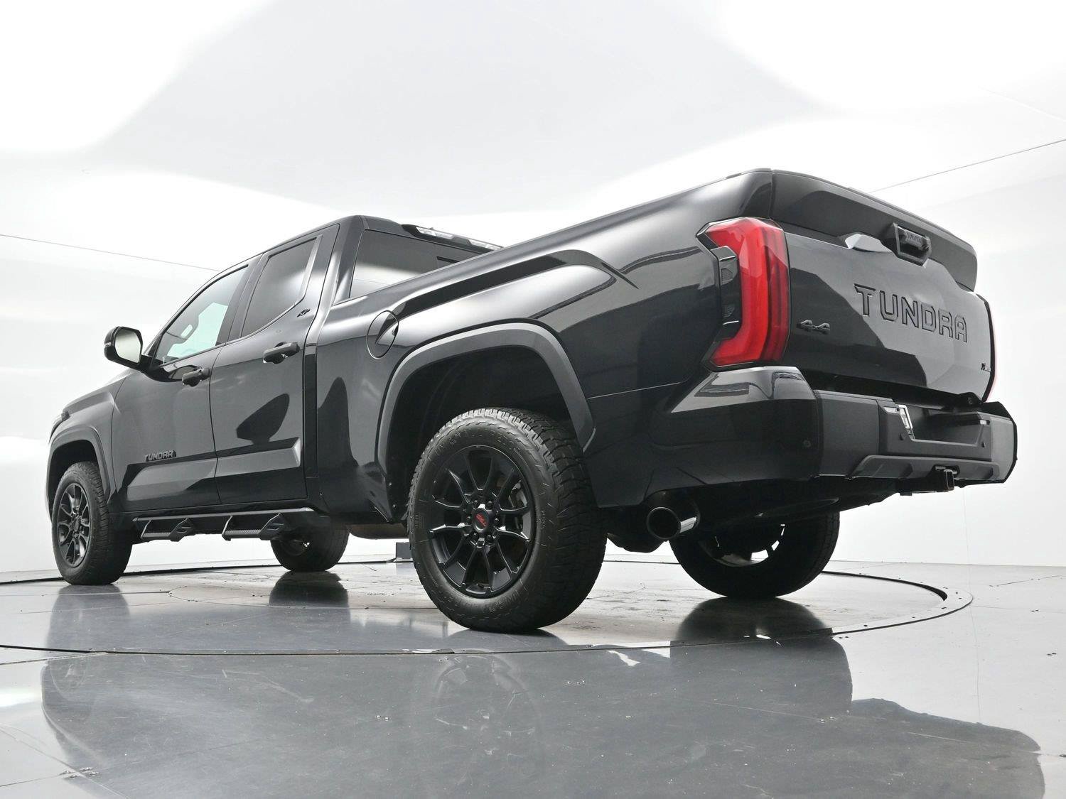Used 2023 Toyota Tundra SR5 AWD/4WD image 44