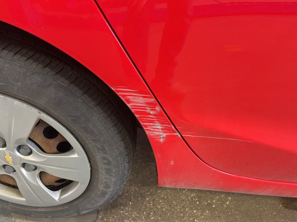 Used 2018 Chevrolet Cruze LS image 13