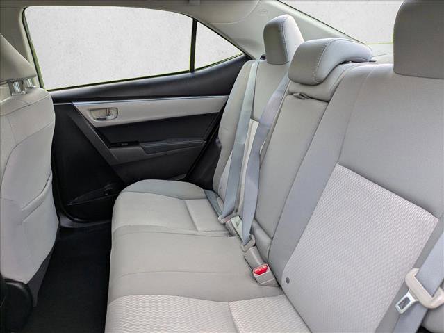 Used 2015 Toyota Corolla LE image 17