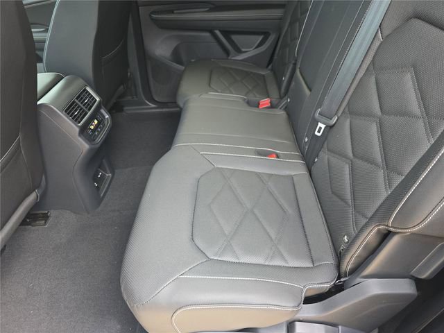 New 2026 Volkswagen Atlas SE image 15