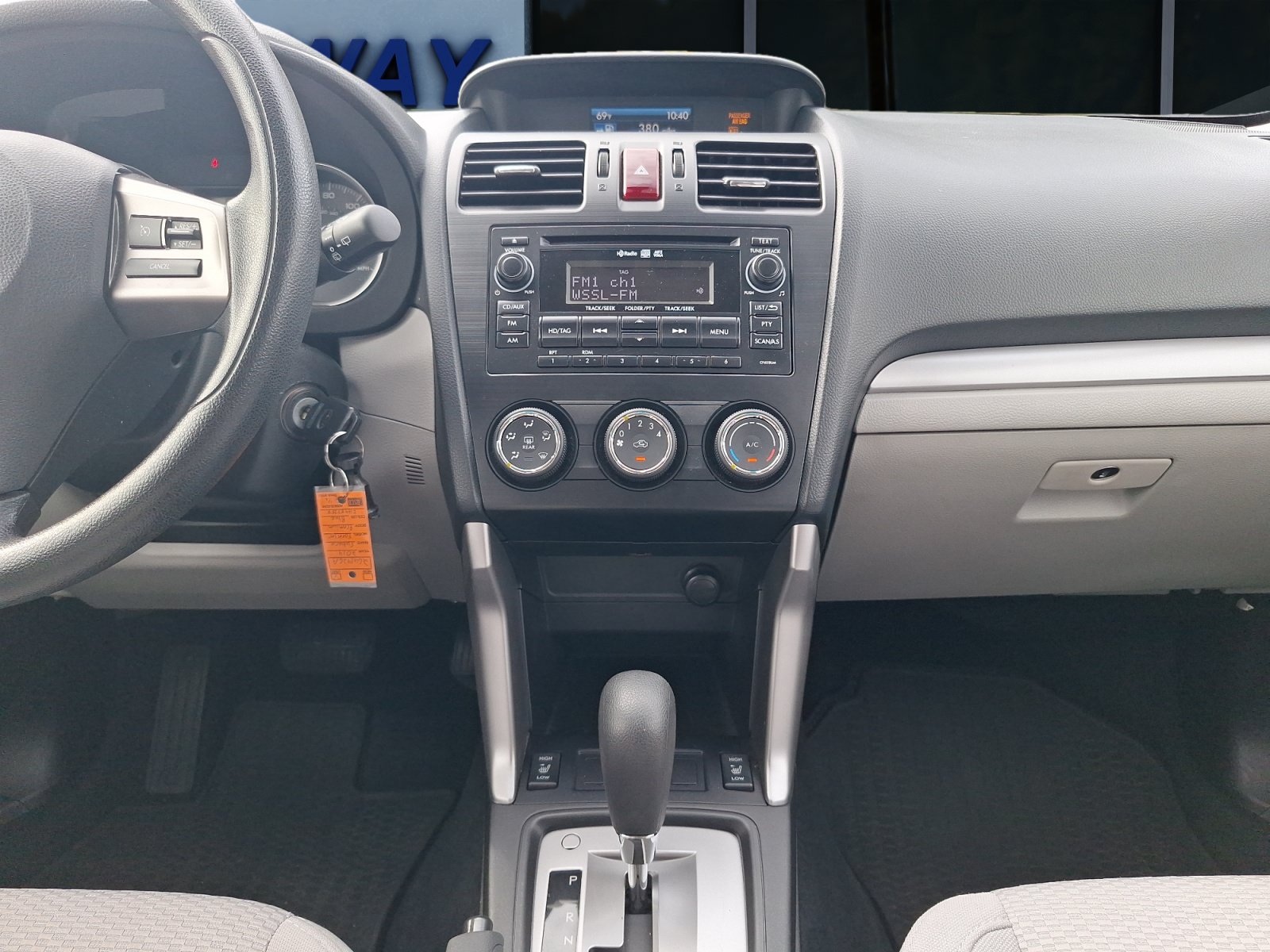 Used 2014 Subaru Forester 2.5i Premium w/ All-Weather Package AWD/4WD image 19
