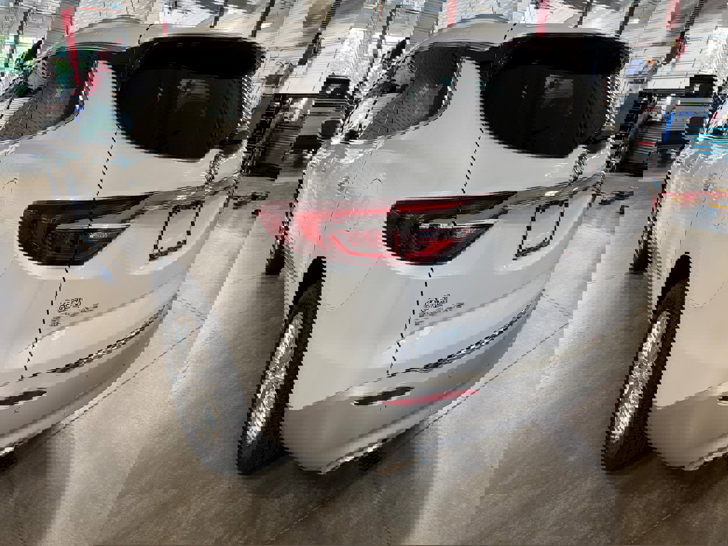 Used 2020 Buick Enclave Premium w/ Surround and Sites Package image 24