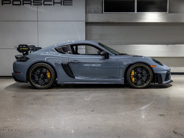 Certified 2025 Porsche 718 Cayman GT4 RS image 9
