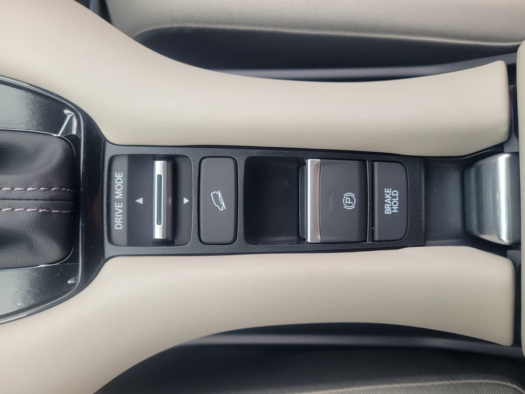 New 2026 Honda HR-V LX image 25