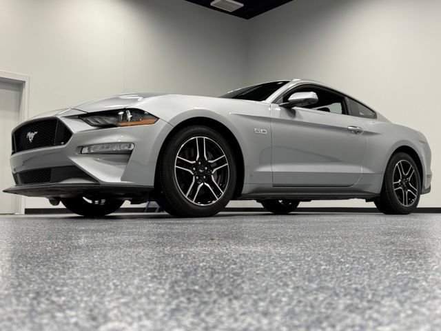 Used 2022 Ford Mustang GT Premium w/ Equipment Group 401A RWD image 4