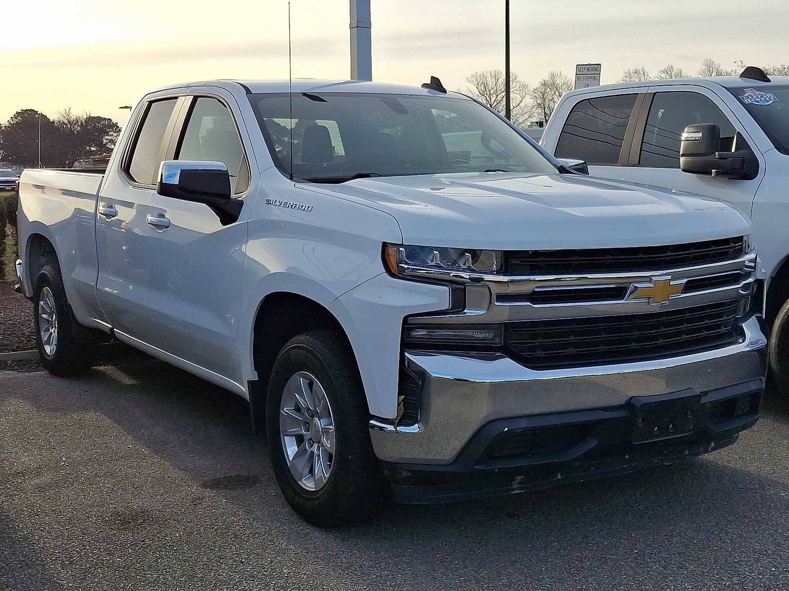 Used 2020 Chevrolet Silverado 1500 LT w/ All-Star Edition image 2