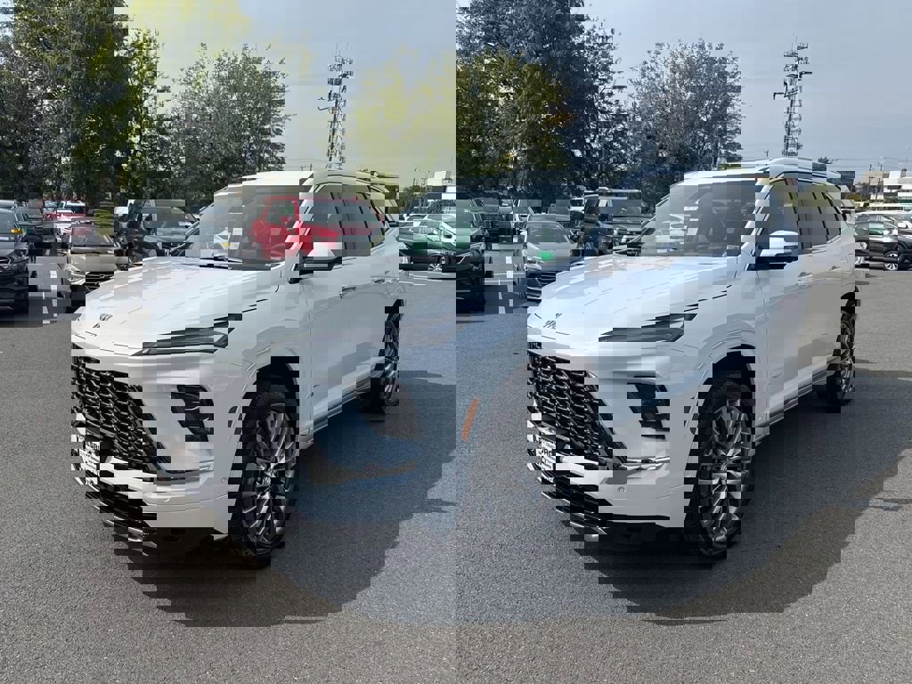 New 2026 Buick Enclave Avenir image 3