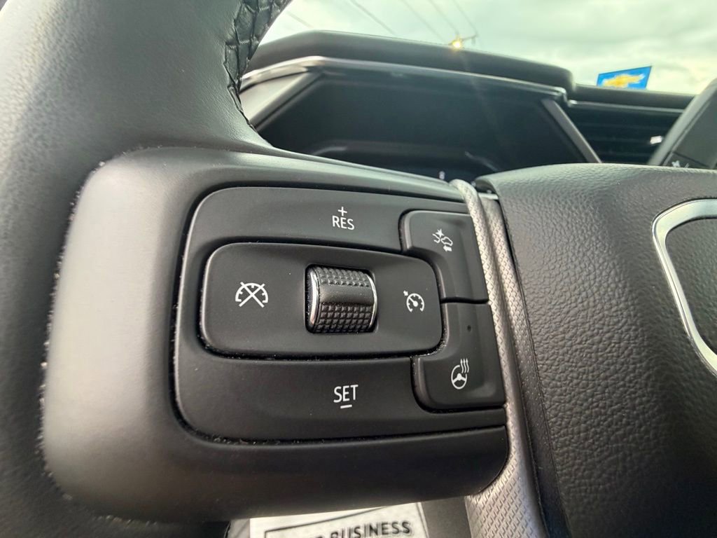 Used 2024 GMC Sierra 3500 Denali w/ Denali Reserve Package AWD/4WD image 30